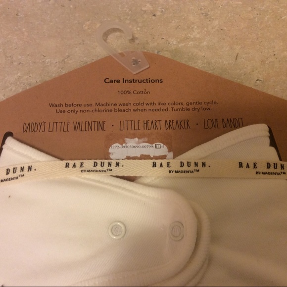 Rae Dunn baby Bandana Bibs Set - Picture 5 of 5